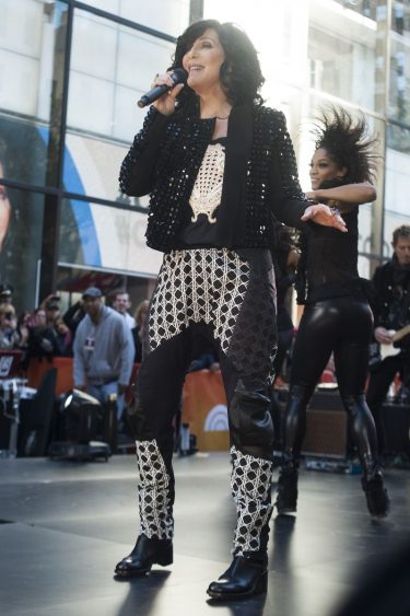 Singer Cher performs on NBC's 'Today' show in New York September 23, 2013. REUTERS/Keith Bedford (UNITED STATES - Tags: ENTERTAINMENT) - RTX13WSB