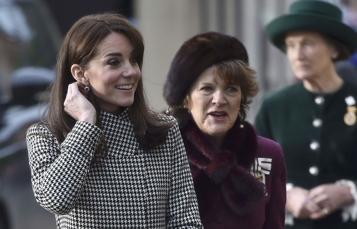 Kate Middleton à chegada a um leilão solidário (REUTERS/Toby Melville)