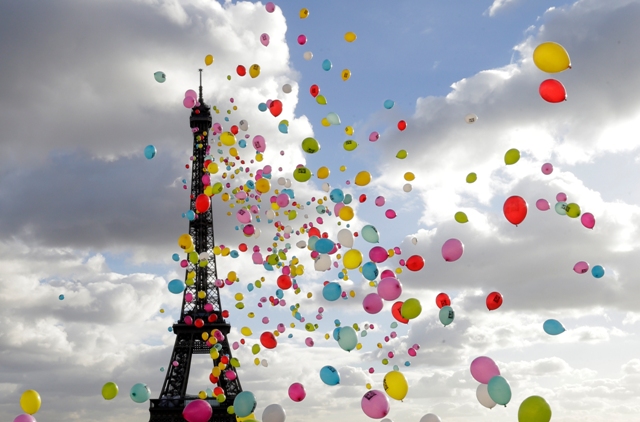 Paris é a cidade número 1 para ir aos saldos (REUTERS/Jacky Naegelen)