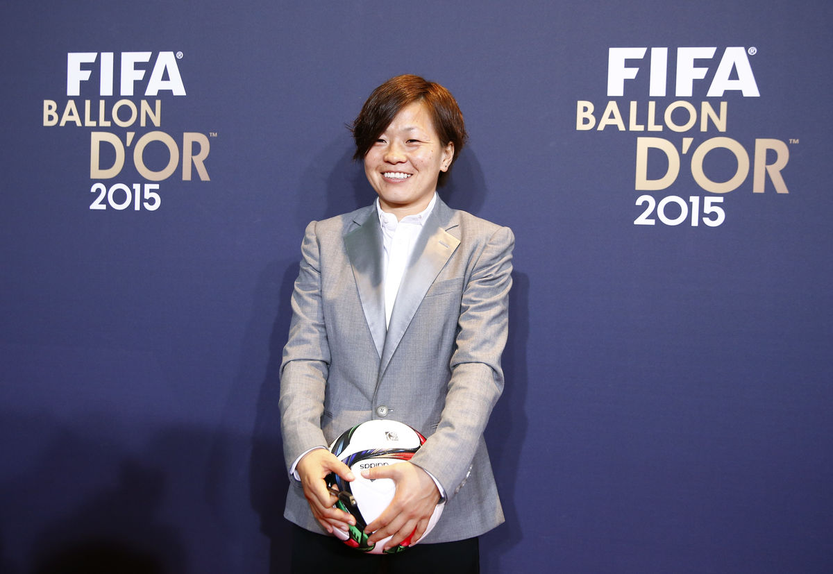 A japonesa Aya Miyama (Okayama Yunogo Belle/Japão) estava nomeada para o prémio de melhor jogadora de futebol do mundo (REUTERS/Arnd Wiegmann)
