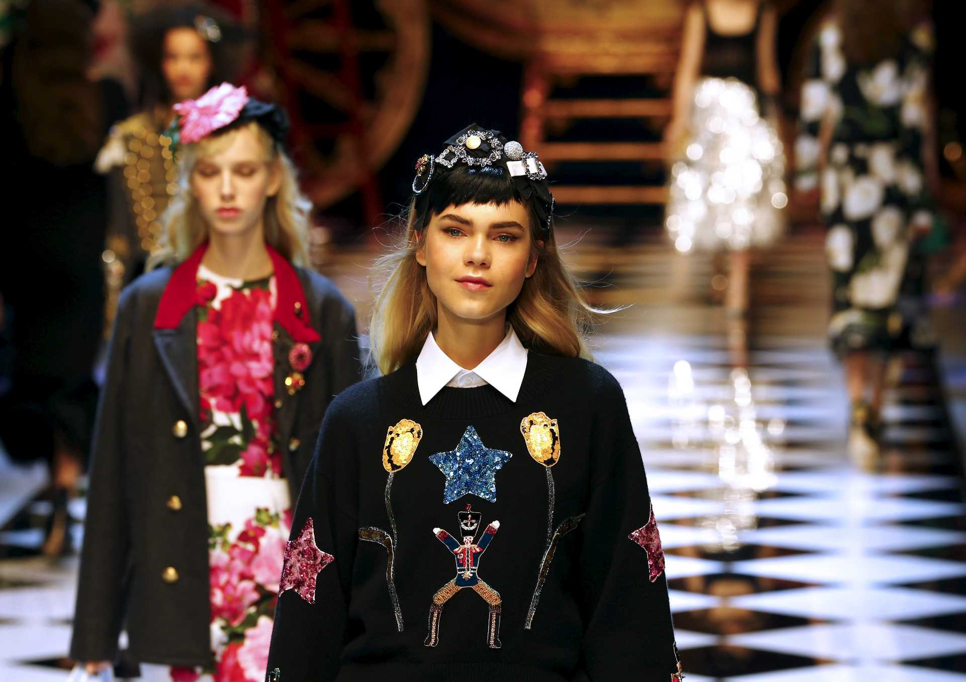 Models present creations from the Dolce & Gabbana Autumn/Winter 2016 woman collection during Milan Fashion Week