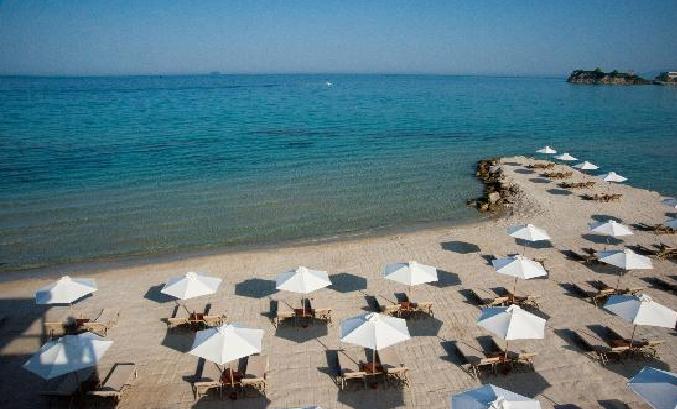 10 Sani Beach Club Sani, Greece