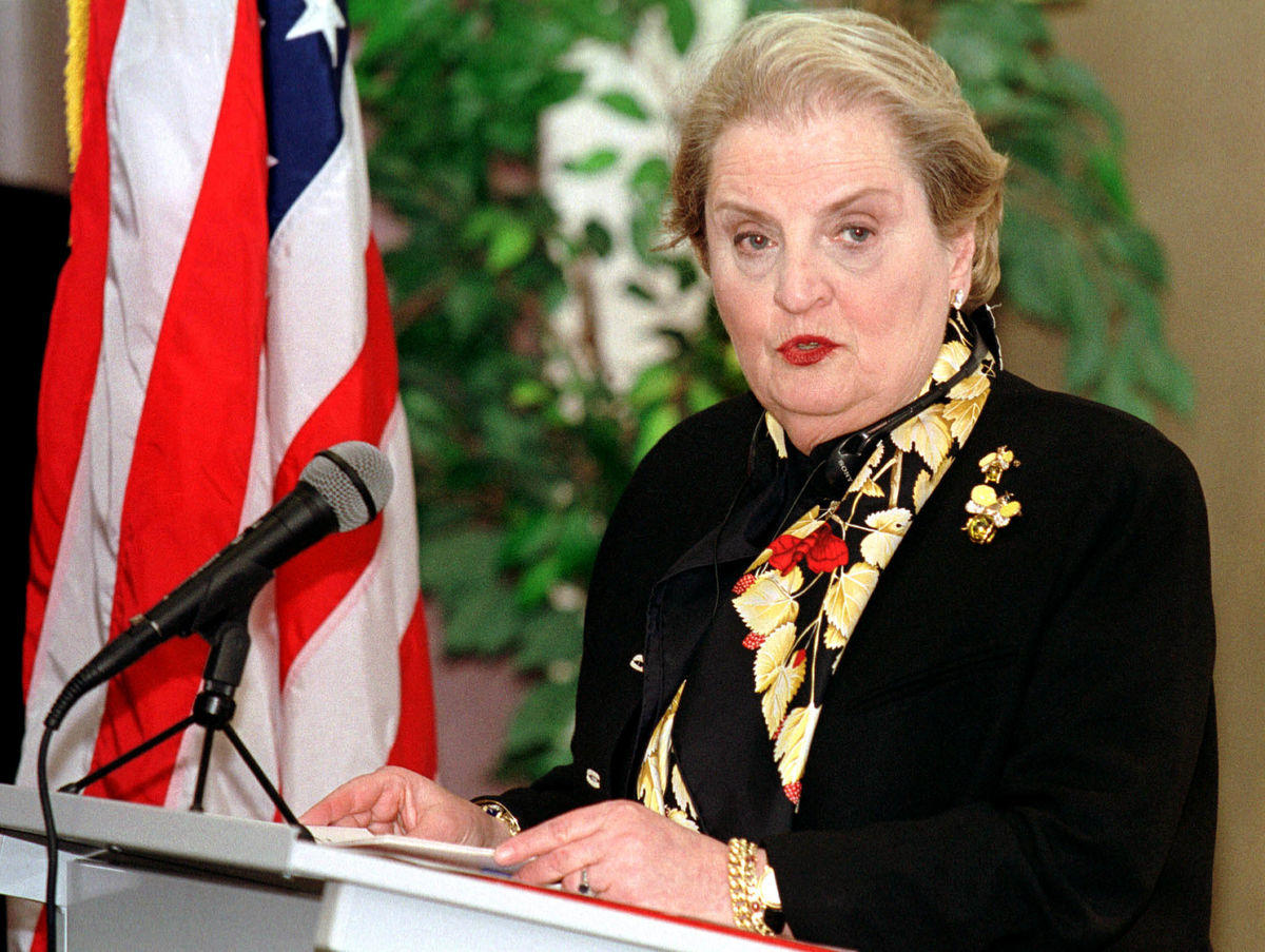 U.S. SECRETARY OF STATE ALBRIGHT DELIVERS A SPEECH DURING A NEWS CONFERENCE.