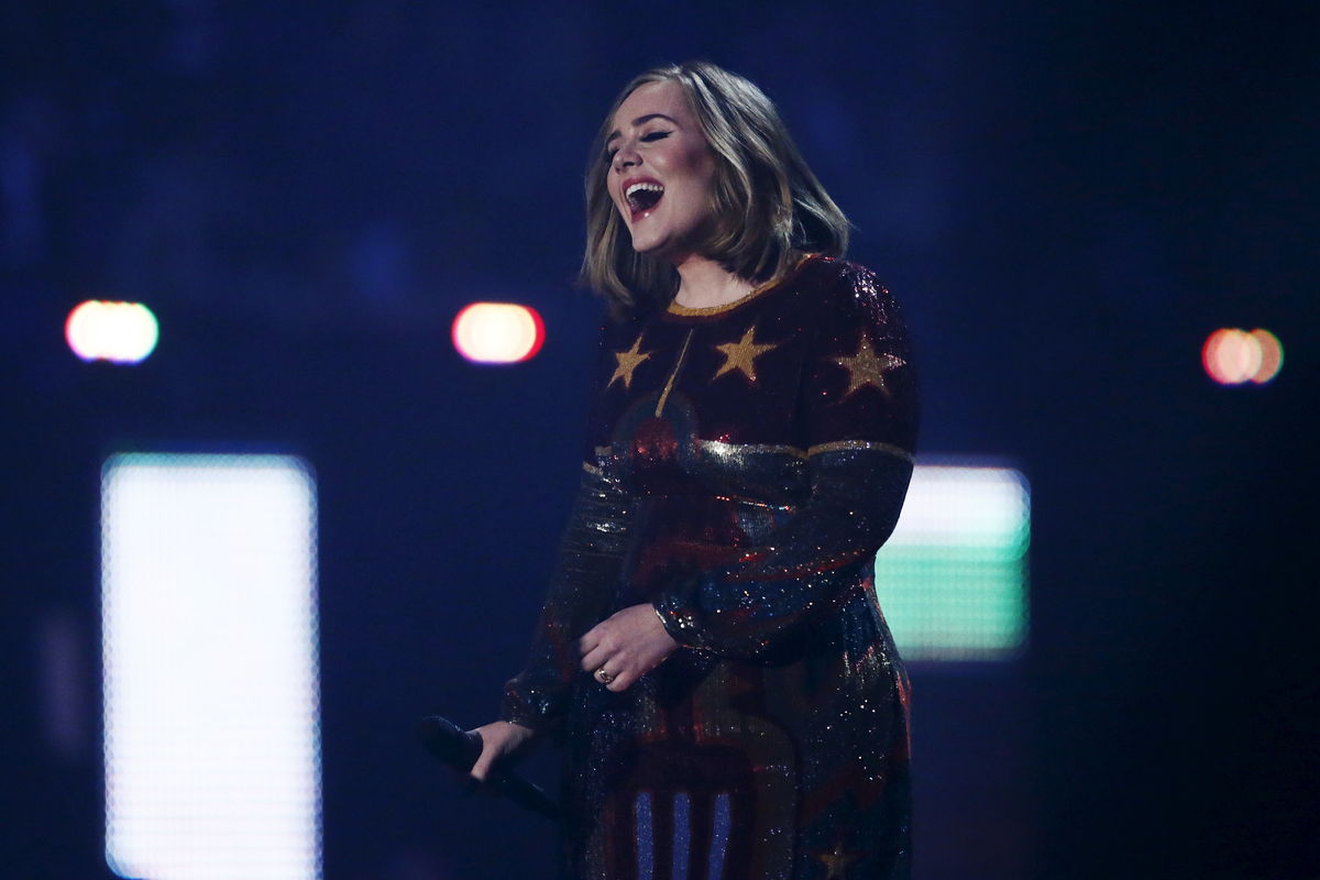 Adele: "Senti-me como se o meu filho fosse morrer por eu já não ter leite..." (REUTERS/Stefan Wermuth)