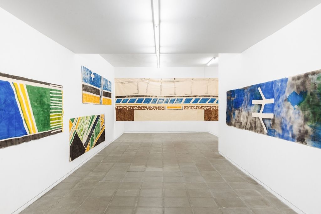 51.M+ÜRIAS CENTENO.Carla Filipe.Floating Experience – Graphical Landscapes.Spray on fabric. Installation view at M+¦rias Centeno, 2015