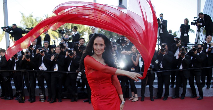 Sónia Braga deslumbrou em Cannes