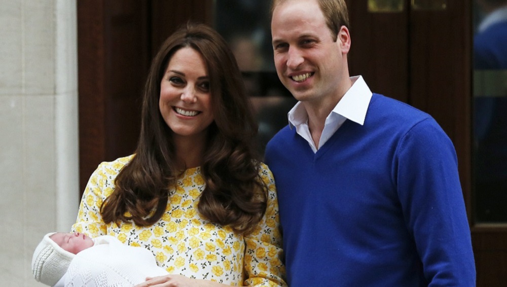 O príncipe William e Kate na primeira aparição pública com a filha