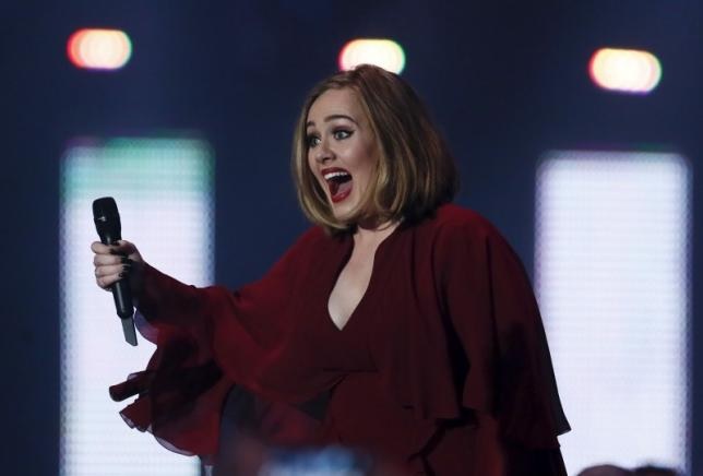 Adele deu um concerto em San Jose, Califórnia, no domingo