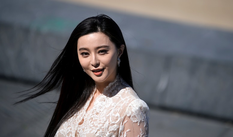 Chinese actress Fan Bingbing poses during a photocall at the San Sebastian Film Festival to promote the feature film 
