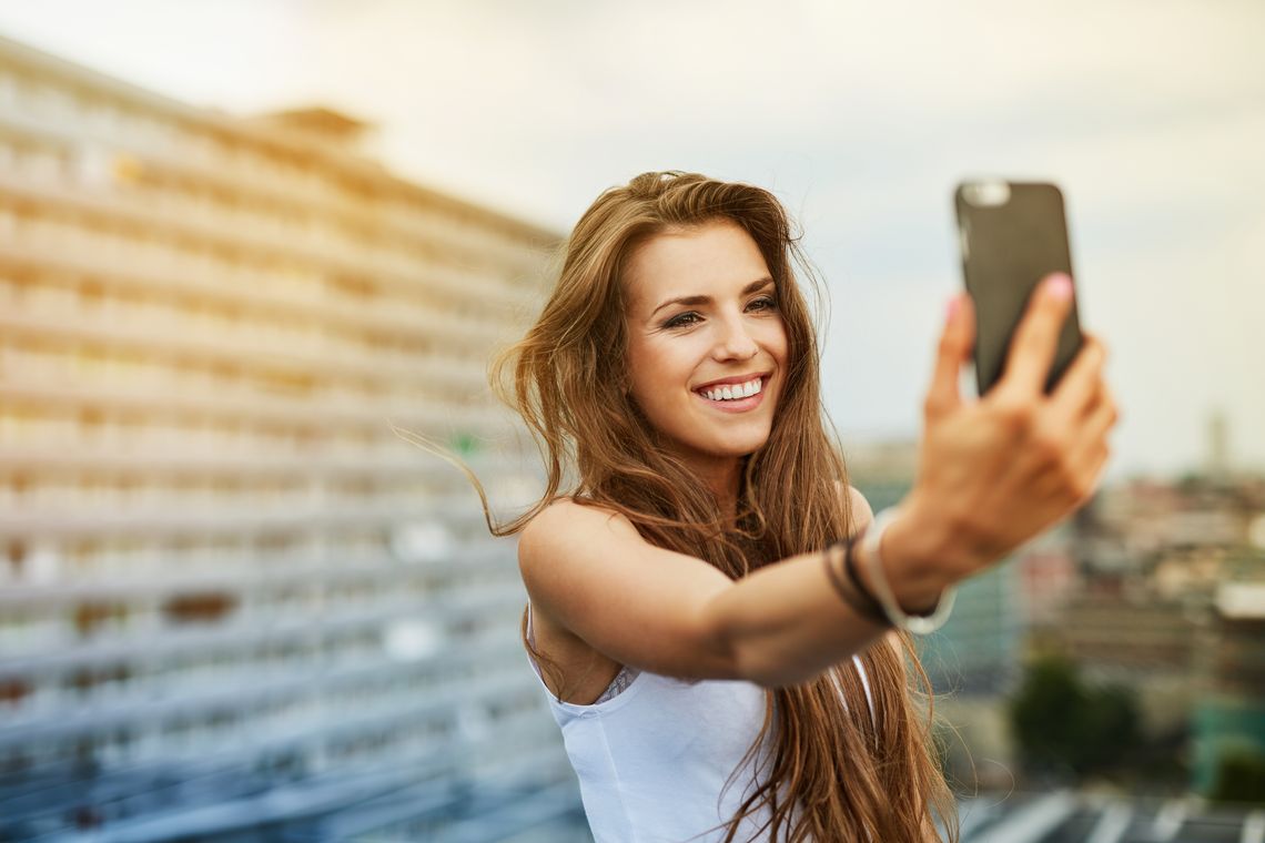 selfies 2 Shutterstock