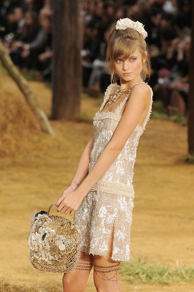 France – Chanel – Ready-to-Wear Spring/Summer 2010 – Paris Fashion Week