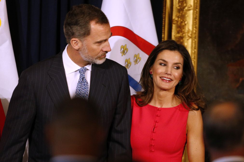 Spain’s King Felipe VI and Queen Letizia enter Gallier Hall before a welcoming ceremony in New Orleans
