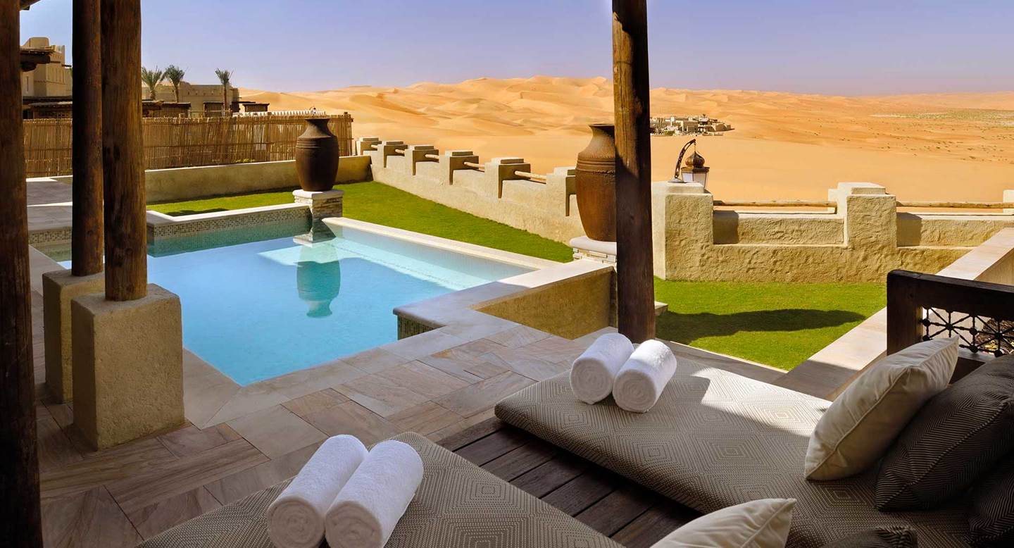 Qasr_Al_Sarab_by_Anantara_Morning_Outlook_From_Private_Pool_1920x1037