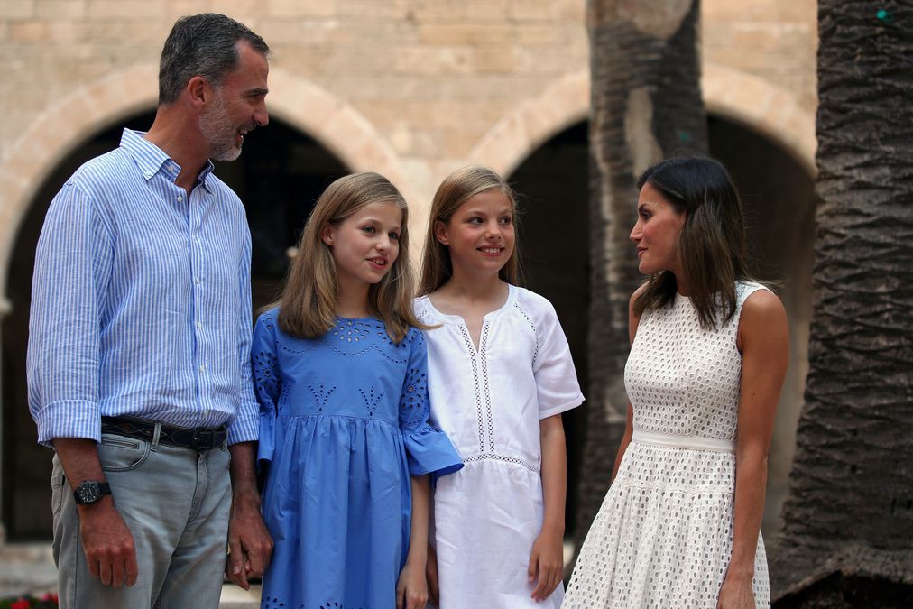 Spain’s King Felipe, Queen Letizia and daughters Leonor and Sofia pose in Almudaina Palace during their summer holidays in Palma de Mallorca