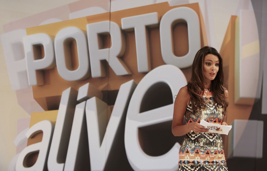 Maria Cerqueira Gomes, apresentadora do programa Porto Alive no Porto Canal
