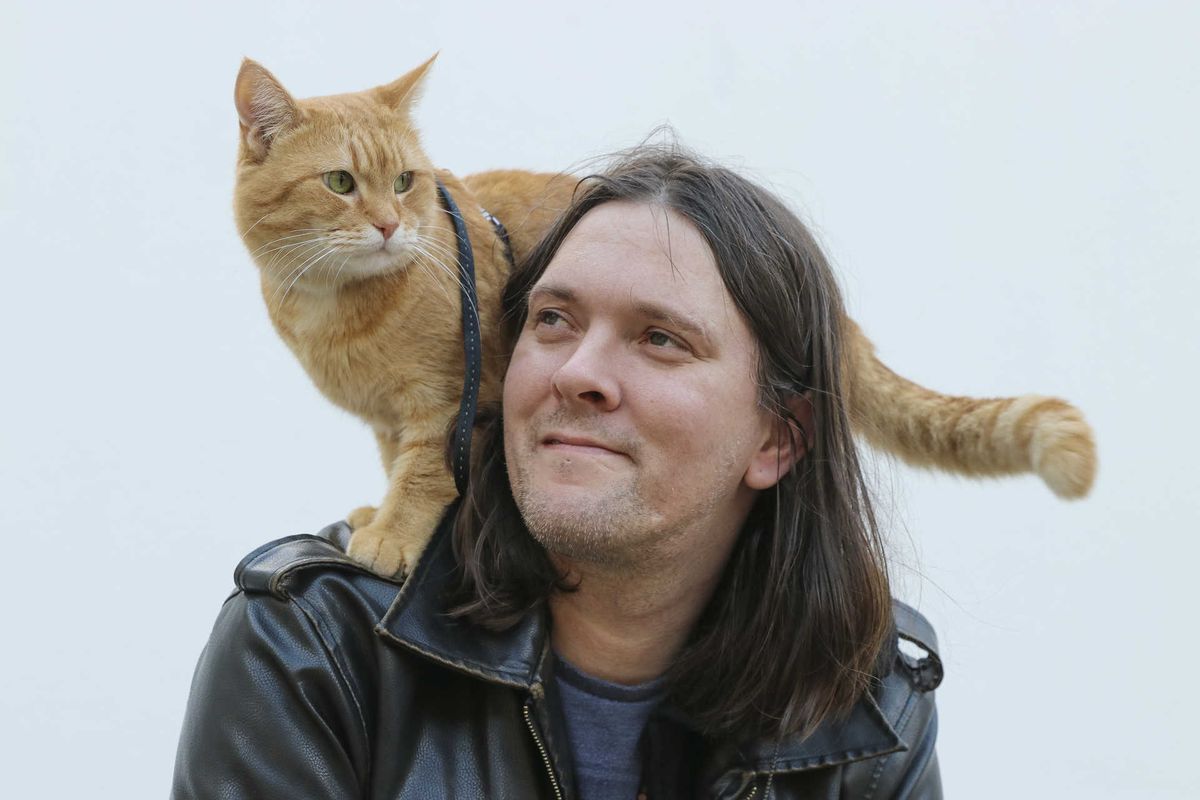 James Bowen e o gato Bob