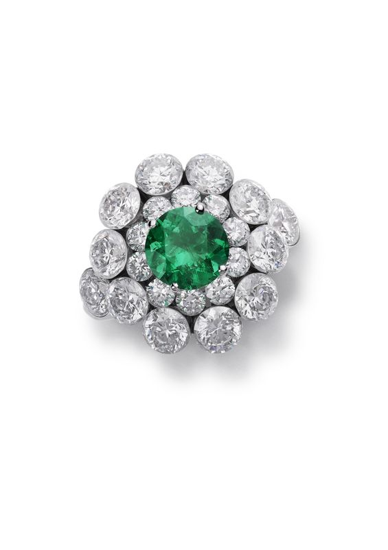 magical setting diamond & emerald ring 828215-1005_565_800