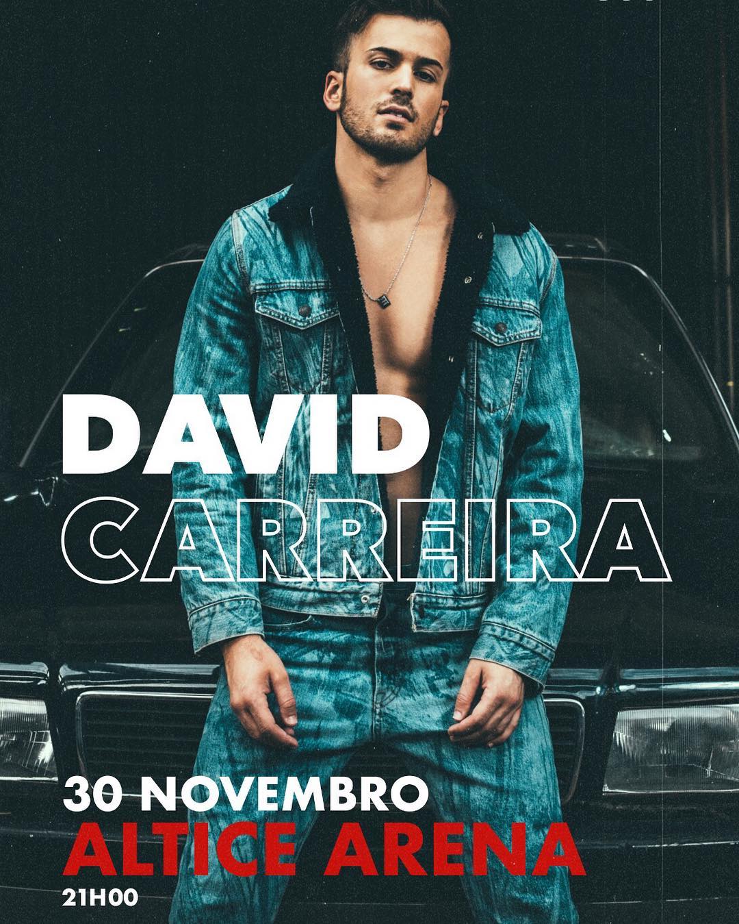 19 David Carreira