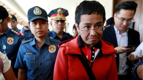 jornalista filipina Maria Ressa, crítica do Presidente Rodrigo Duterte