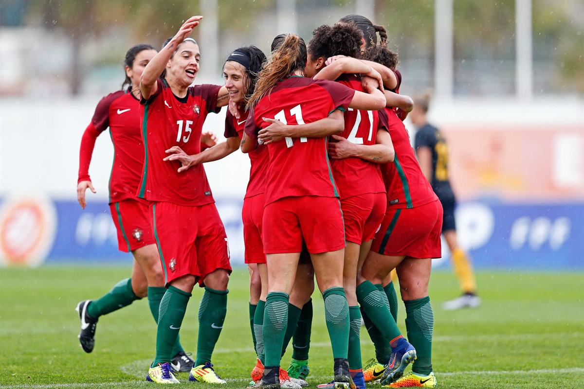 Futebol feminino: Portugal derrotado pelos Estados Unidos no primeiro de  dois jogos