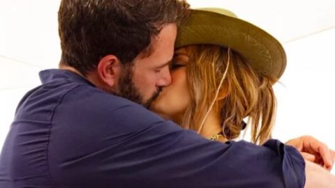 Jennifer Lopez Ben Affleck Jlo beijo