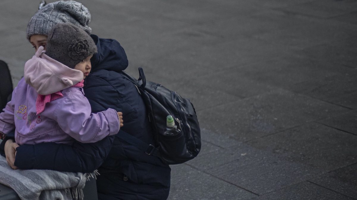 Ukrainian refugees arrive in Prague