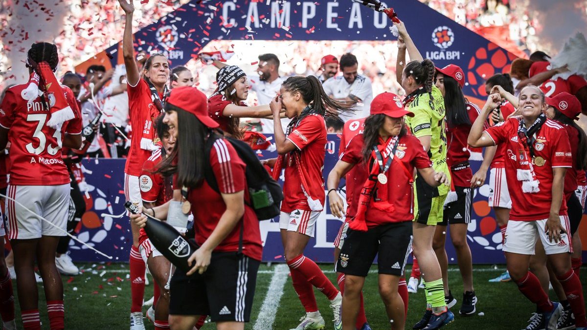 Benfica vai disputar jogo da Champions feminina no Estádio da Luz