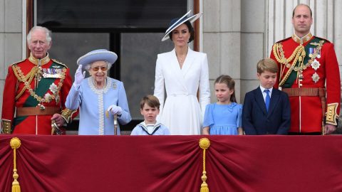 Isabel II reino Unido Jubileu platina celebrações