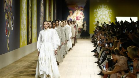 Dior coleção 2022 Ucrânia Bordados