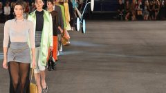 Semana da moda de Nova Iorque maneuins fashion Workers act