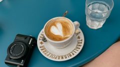 cafés cobrar copos água bares restaurantes