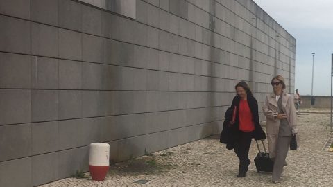 Cristina Ferreira à chegada do Tribunal de Sintra nesta quatra-feira, 8 de novembro SIC milhões quebra de contrato