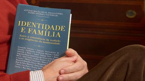 'Identidade e Família' analisa papel de 'influencers', burnout e 'Onlyfans' Pedro Passos Coelho Pedro Afonso Bagão Félix